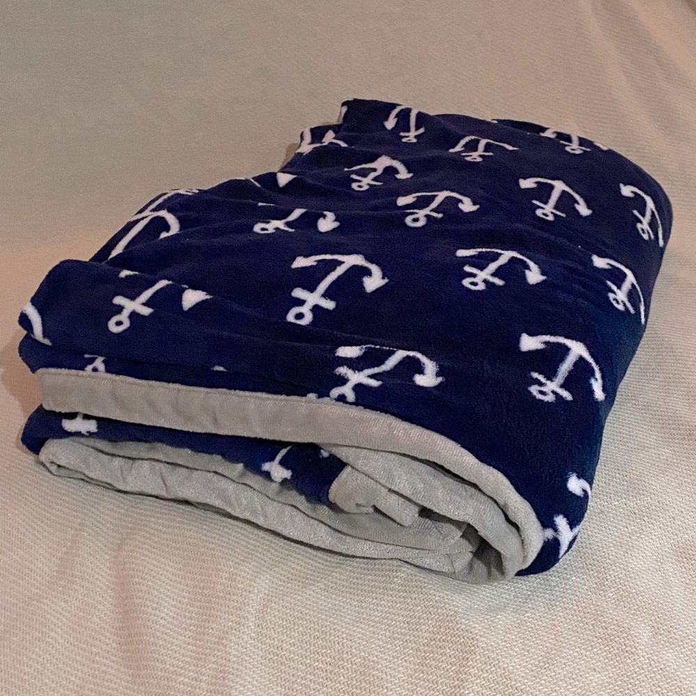 Super soft anchor blanket!